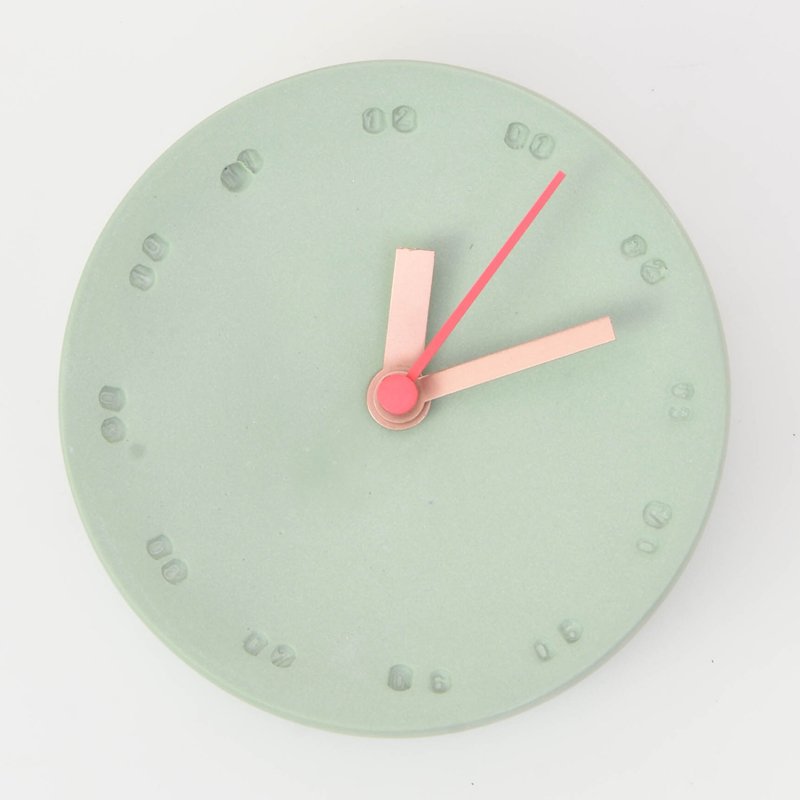 Horloge murale 10cm verte/rose fluo* Studio Harm en Elke