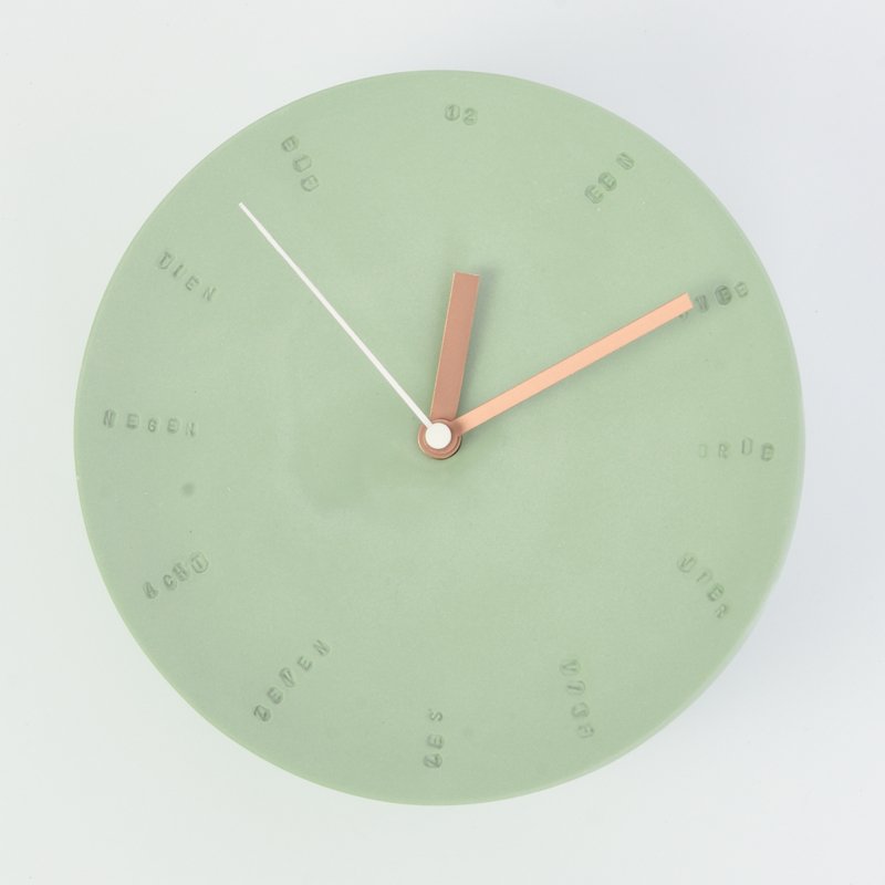 Horloge murale en porcelaine 17cm vert/blanc * Studio Harm en Elke