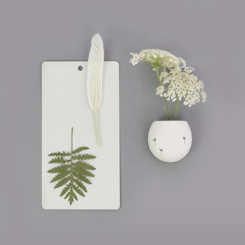 Mini vase mural en céramique recyclée S blanc * Studio Harm en Elke