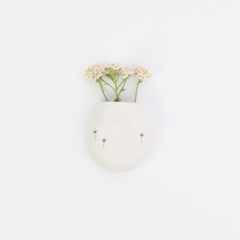 Vase mural en céramique recyclée M blanc * Studio Harm en Elke