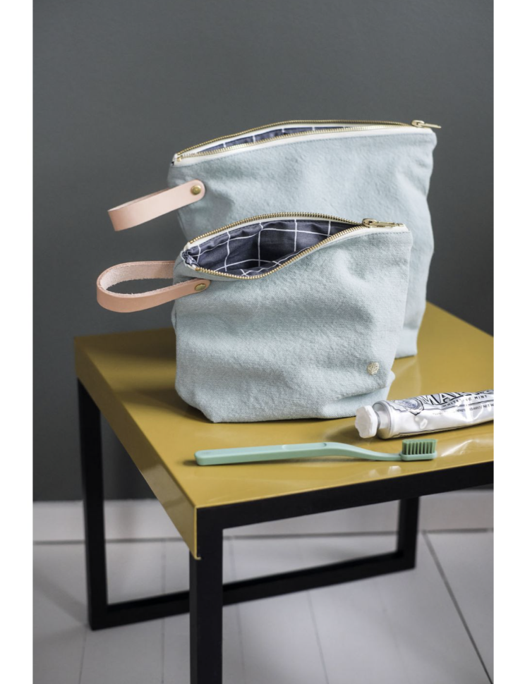 Trousse de toilette Iona Grand modèle céladon * La Cerise sur le Gâteau