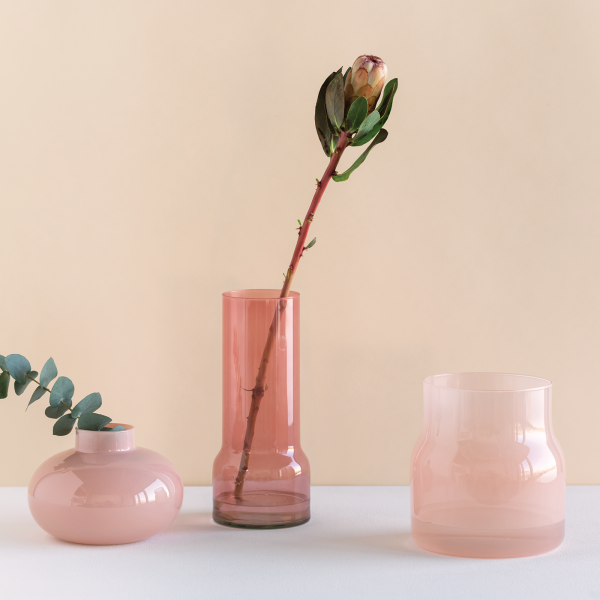 Vase Nekku en verre recyclé rose * Urban Nature Culture