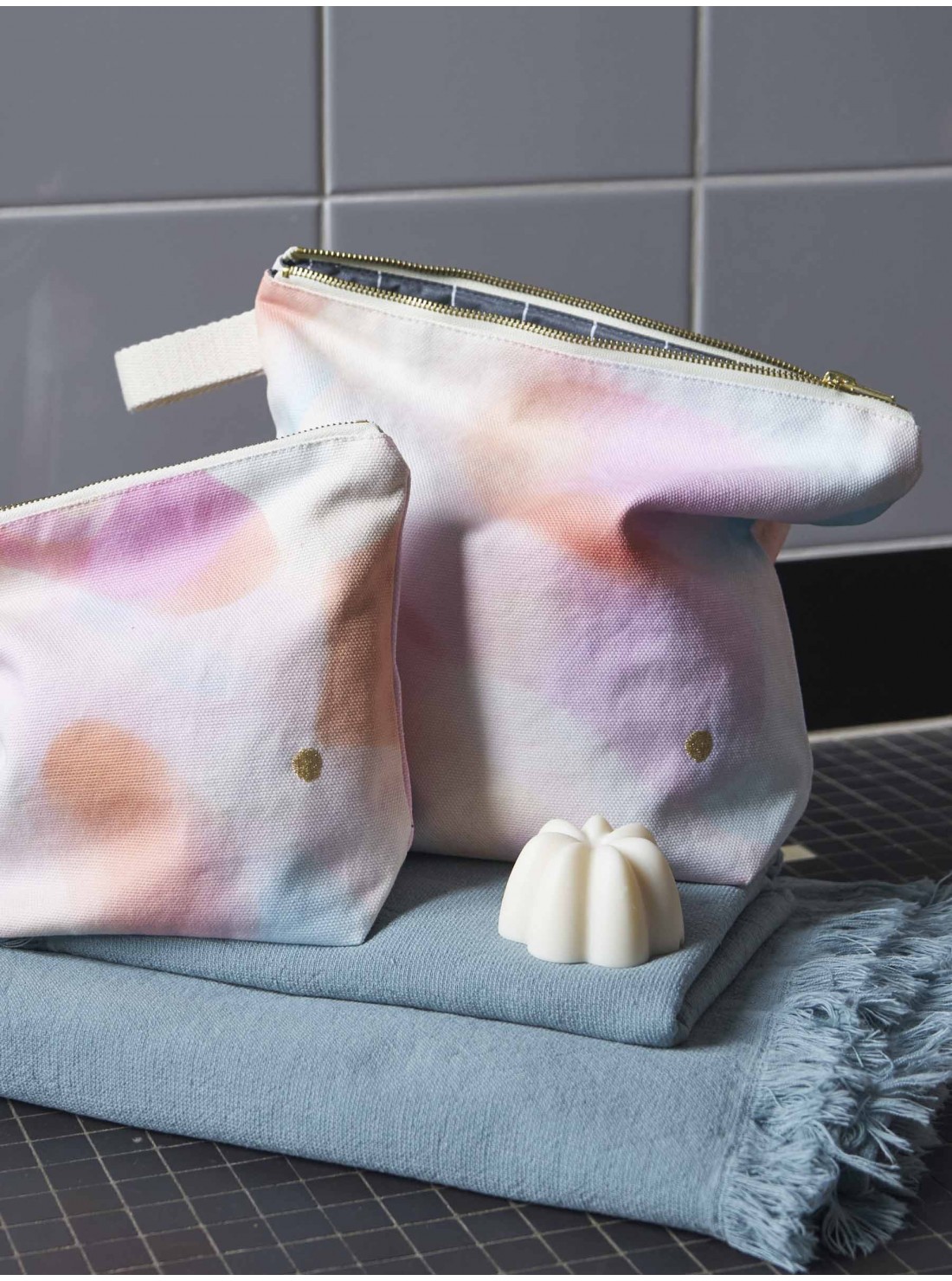 Trousse de toilette Iona Grand modèle Lucia rose multicolore * La Cerise sur le Gâteau