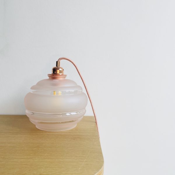 Lampe à poser ou baladeuse Clochette rose câble rose cuivré * LaLaLight